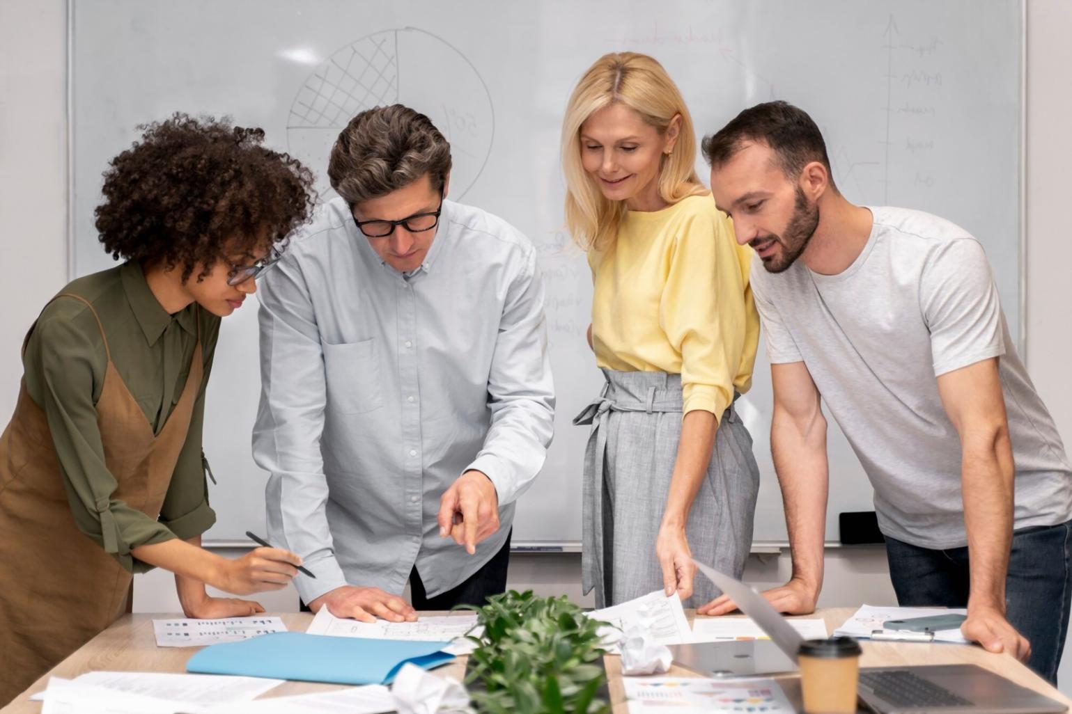 Sessione pratica di styling con prodotti professionali